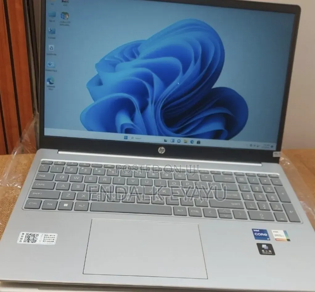 New Laptop HP 16GB Intel Core i7 SSD 1T
