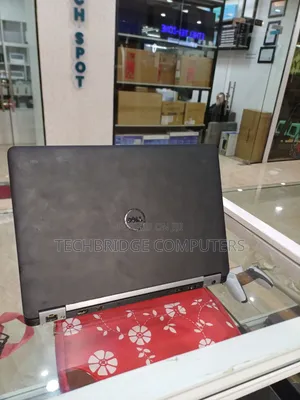 Laptop Dell Latitude E7270 8GB Intel Core i7 SSD 256GB