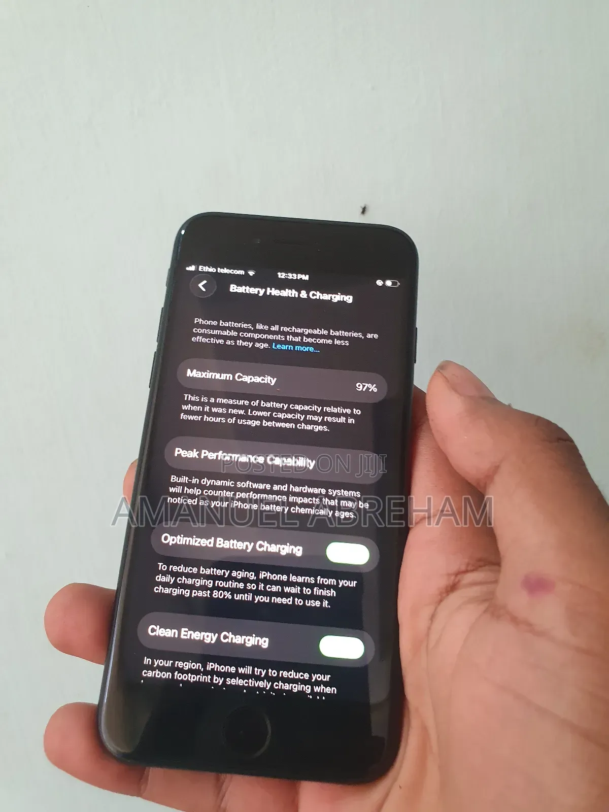 New Apple iPhone SE (2020) 64 GB Black