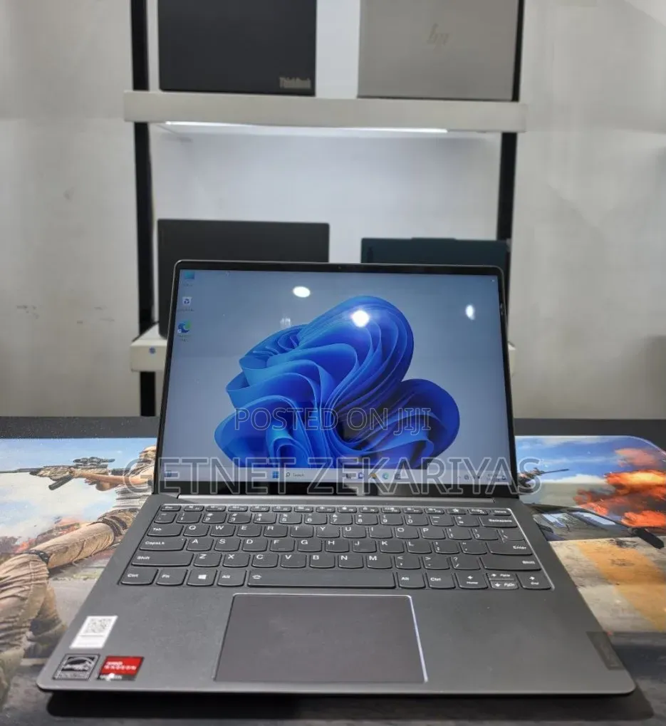 New Laptop Lenovo IdeaPad 130 16GB AMD Ryzen 7 SSD 512GB