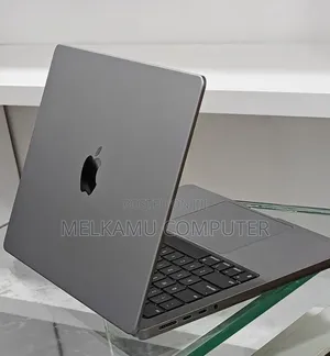 New Laptop Apple MacBook Pro 2023 M3 8GB Apple M3 SSD 512GB