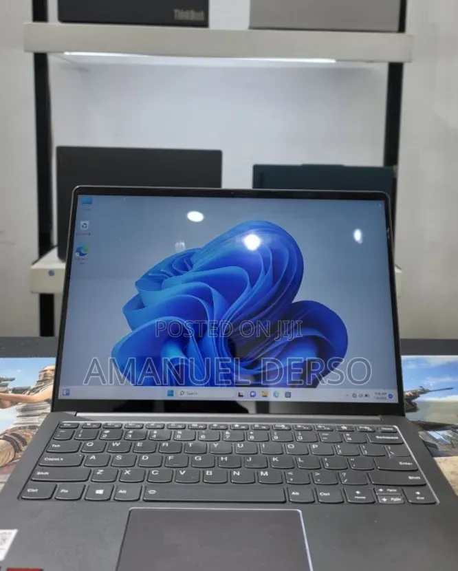 New Laptop Lenovo Ideapad 3 16GB AMD Ryzen 7 SSD 512GB