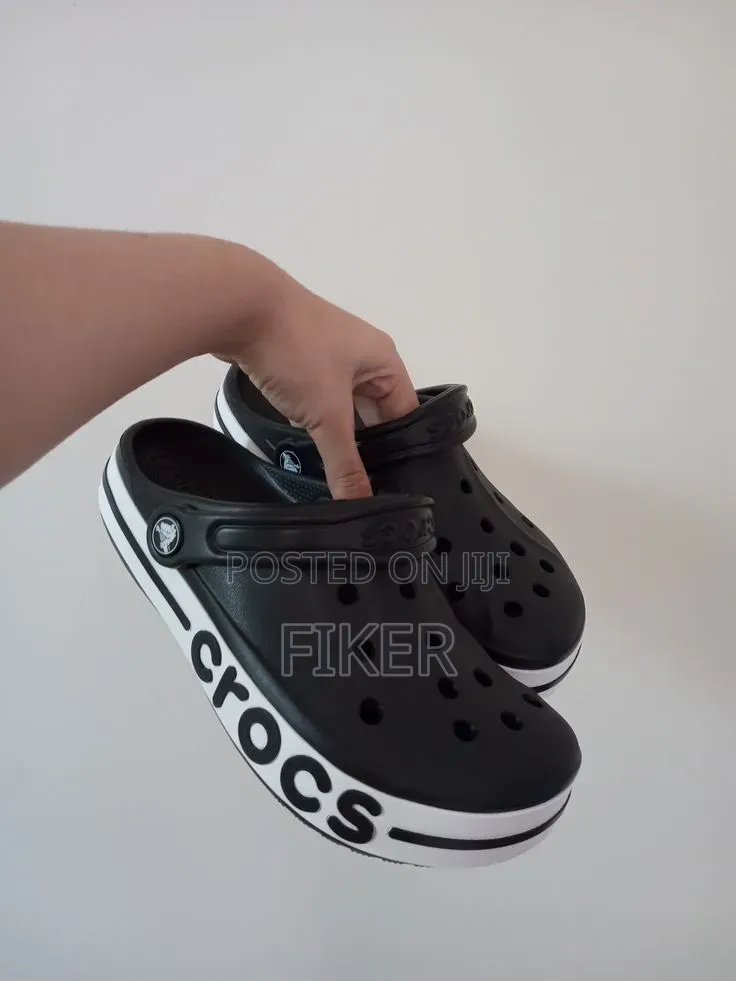 Crocs Shos