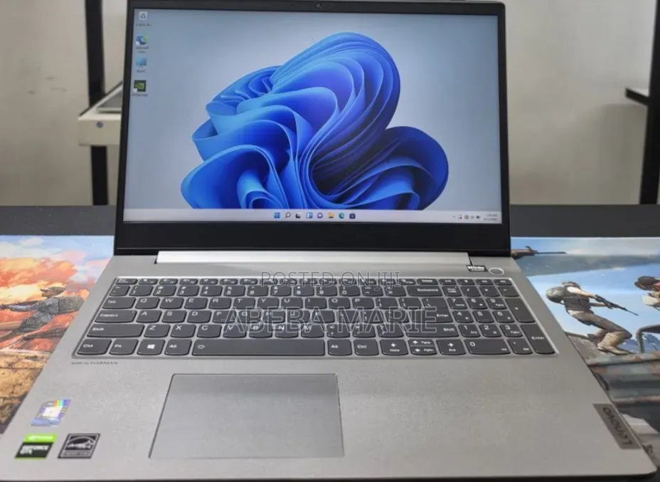 New Laptop Lenovo ThinkBook 15 16GB Intel Core i5 SSD 512GB