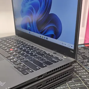 New Laptop Lenovo ThinkPad T14s G4 16GB Intel Core i5 SSD 512GB