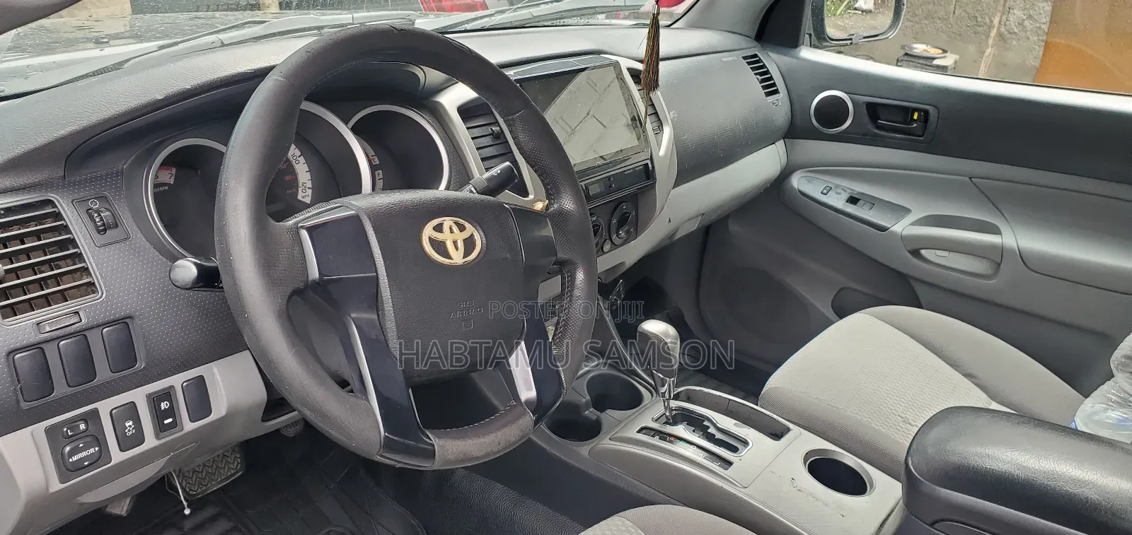 Toyota Tacoma Access Cab 2012 Gray