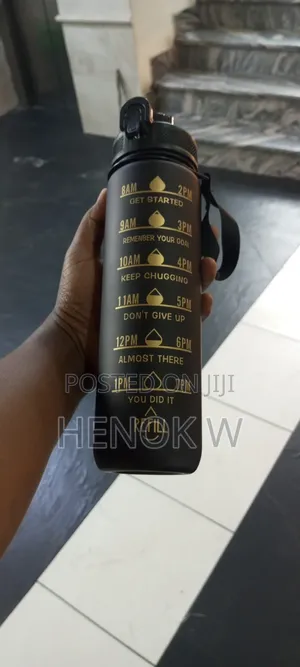 Hello 1l Water Bottle
