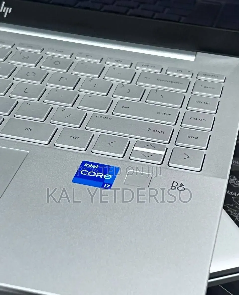 New Laptop HP Pavilion 14 16GB Intel Core i7 SSD 256GB