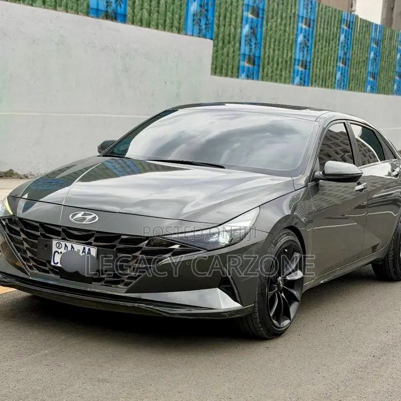 Hyundai Avante 2022 Gray