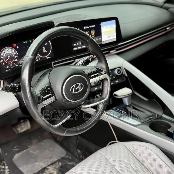 Hyundai Avante 2022 Gray