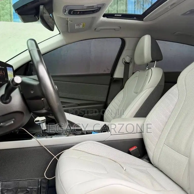 Hyundai Avante 2022 Gray