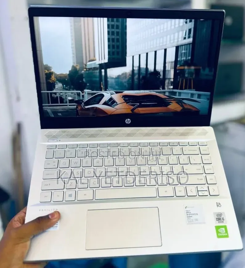 New Laptop HP Pavilion 14 8GB Intel Core i5 SSD 512GB