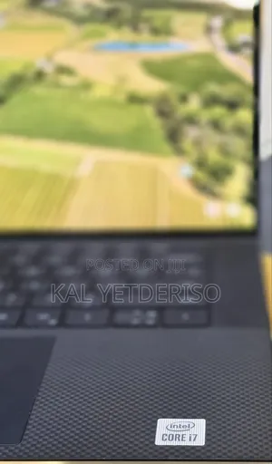 New Laptop Dell XPS 15 16GB Intel Core i7 SSD 512GB
