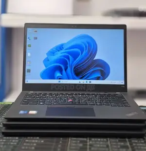 New Laptop Lenovo ThinkPad T14s G4 16GB Intel Core i5 SSD 512GB