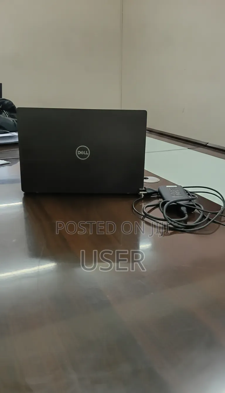 Laptop Dell Latitude 7400 8GB Intel Core i5 SSD 512GB
