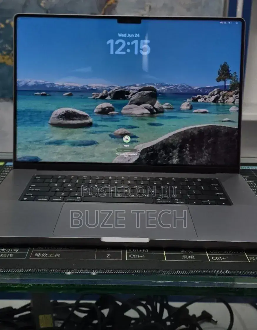 New Laptop Apple MacBook Pro 2021 M1 32GB Apple M1 Pro SSD 512GB