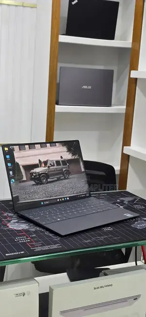 New Laptop Dell XPS 13 16GB Intel Core i7 SSD 512GB