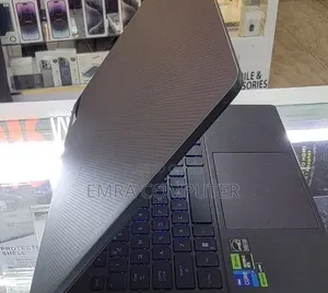 New Laptop 16GB Intel Core i7 SSD 512GB