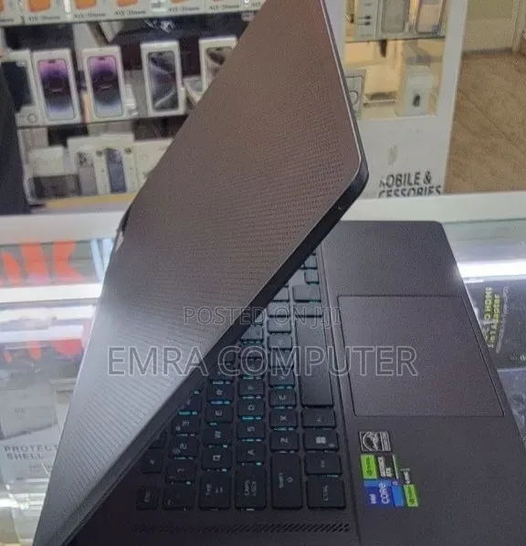 New Laptop 16GB Intel Core i7 SSD 512GB