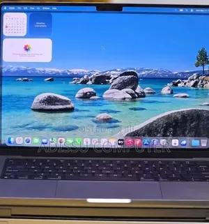 New Laptop Apple MacBook Pro 2019 16GB Intel Core i7 SSD 512GB