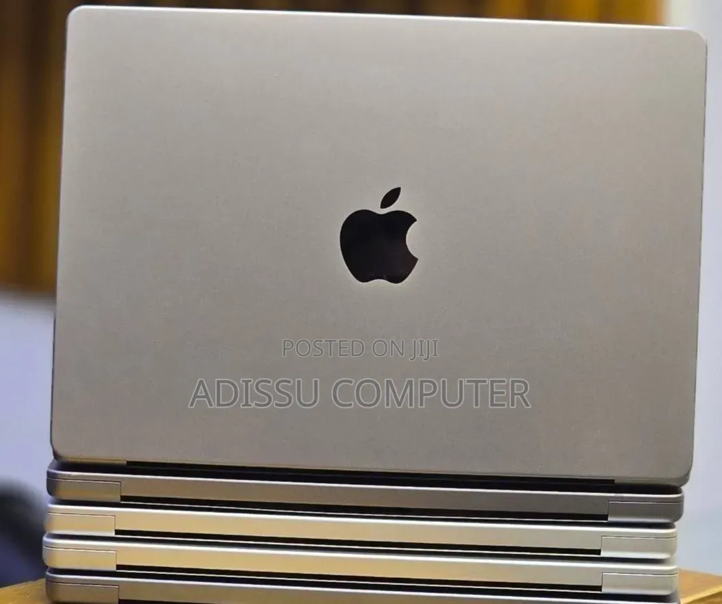 New Laptop Apple MacBook Pro 2019 16GB Intel Core i7 SSD 512GB
