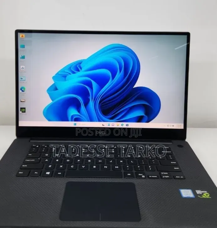 New Laptop Dell XPS 15 16GB Intel Core i7 SSD 512GB