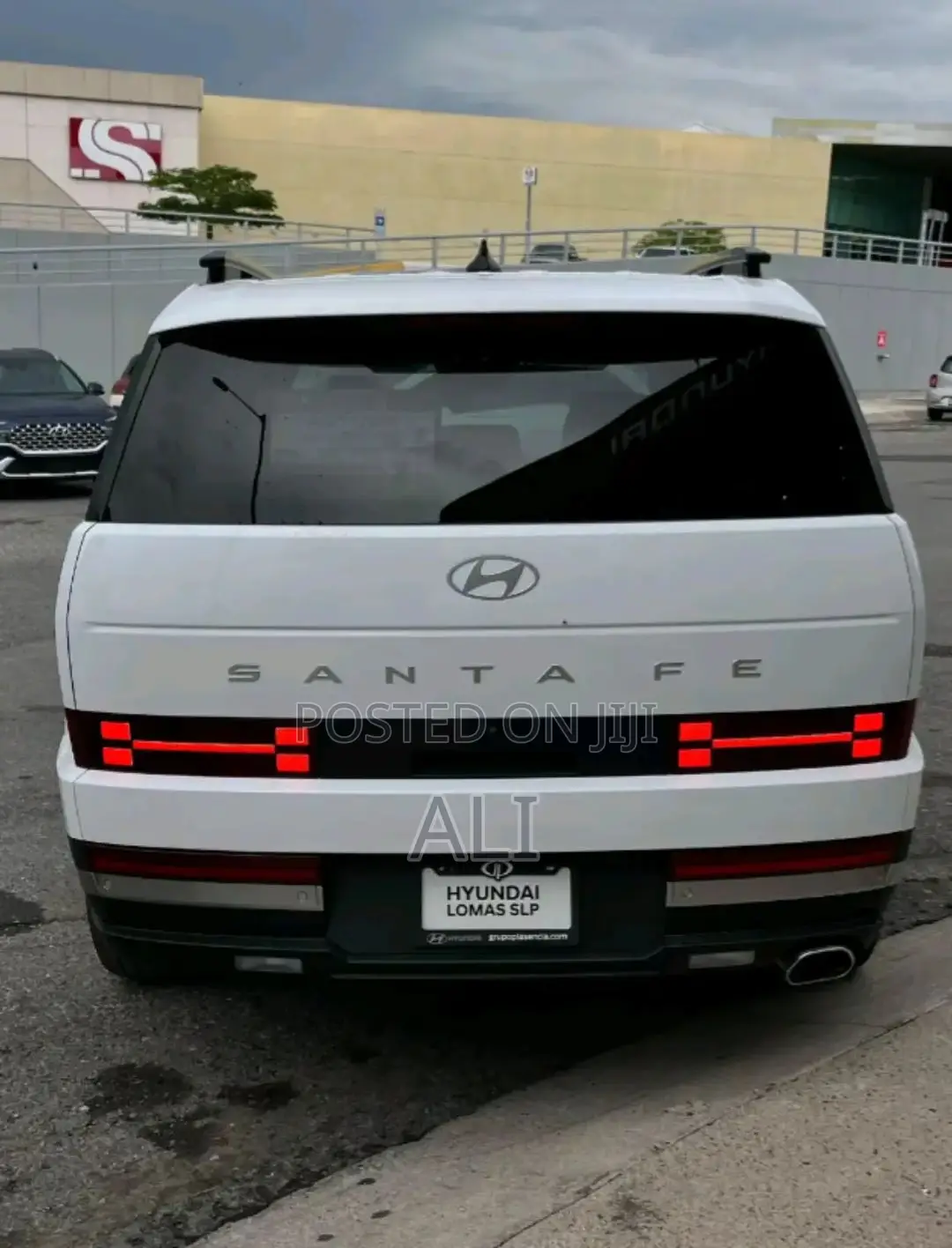 New Hyundai Santa Fe HEV 2025 Off white