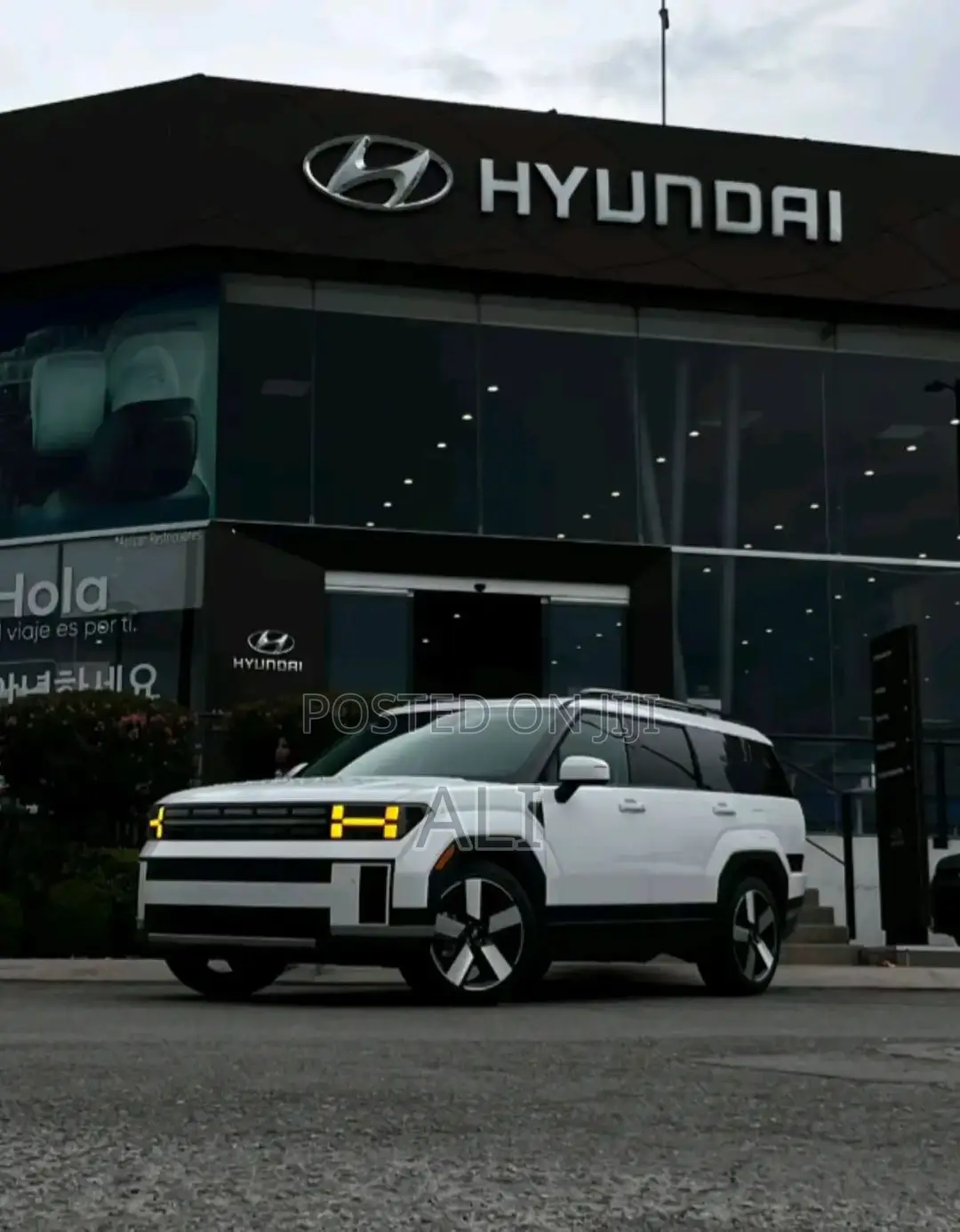 New Hyundai Santa Fe HEV 2025 Off white