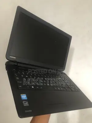 Laptop Toshiba Satellite C55 32GB Intel Core i5 HDD 500GB