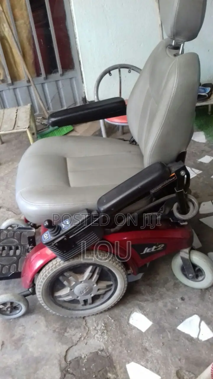 Pride Mobility Jet 2 Electric Wheelchair – Excellent Condition