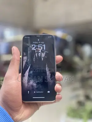 Apple iPhone X 64 GB White