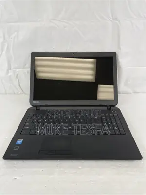 Laptop Toshiba Satellite C55 32GB Intel Core i5 HDD 500GB
