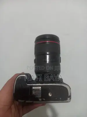 Canon 5d Mark Iv With 24-105mm Ii Lens [Urgent]