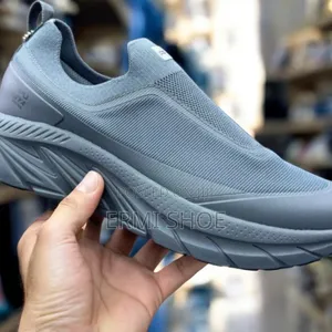Goupu Skechers