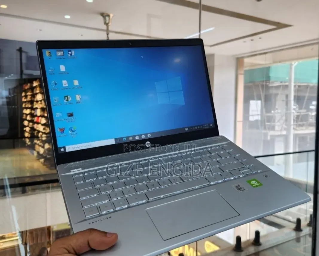 New Laptop HP Pavilion 15 16GB Intel Core i7 SSD 512GB