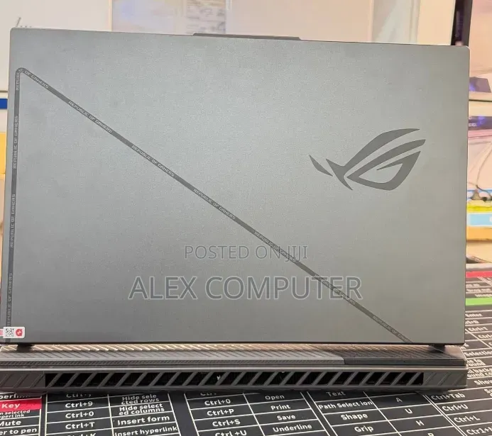 New Laptop Asus ROG Strix G16 G614 16GB Intel Core i9 SSD 1T