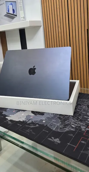 New Laptop Apple MacBook Air 2025 M4 16GB Apple M4 SSD 256GB