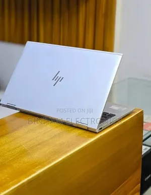 New Laptop HP EliteBook 1040 G8 16GB Intel Core i7 SSD 512GB