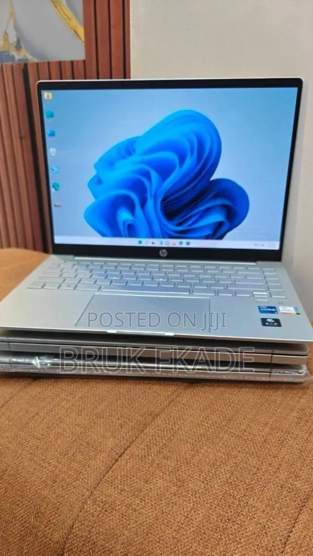 New Laptop HP Pavilion 14 16GB Intel Core i5 SSD 1T