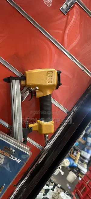 Pneumatic Nail Gun