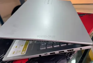 New Laptop Asus Vivobook 15 16GB AMD Ryzen 7 SSD 512GB