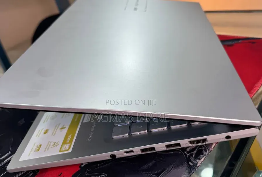 New Laptop Asus Vivobook 15 16GB AMD Ryzen 7 SSD 512GB