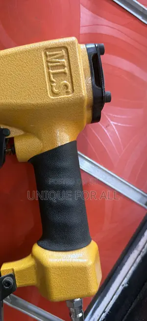 Pneumatic Nail Gun