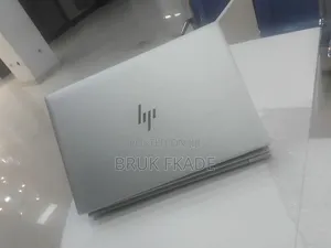 New Laptop HP EliteBook 830 G8 16GB Intel Core i5 SSD 512GB