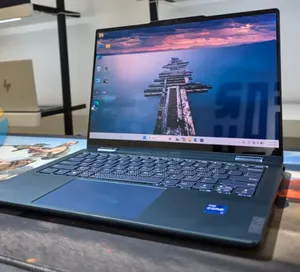 New Laptop Lenovo ThinkPad X390 Yoga 16GB Intel Core i7 SSD 512GB