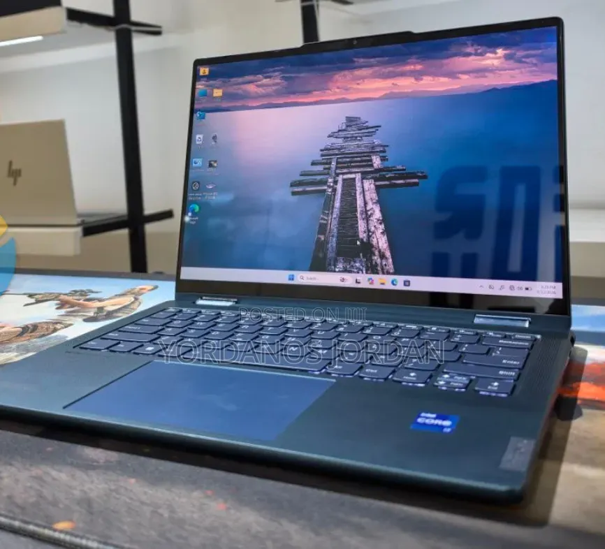 New Laptop Lenovo ThinkPad X390 Yoga 16GB Intel Core i7 SSD 512GB