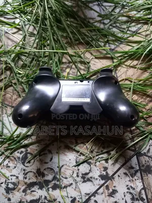 Playstation 3 Controllerwith Charger Cabel