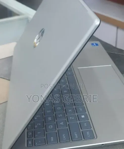 New Laptop HP Stream Notebook 16GB Intel Core i5 SSD 512GB