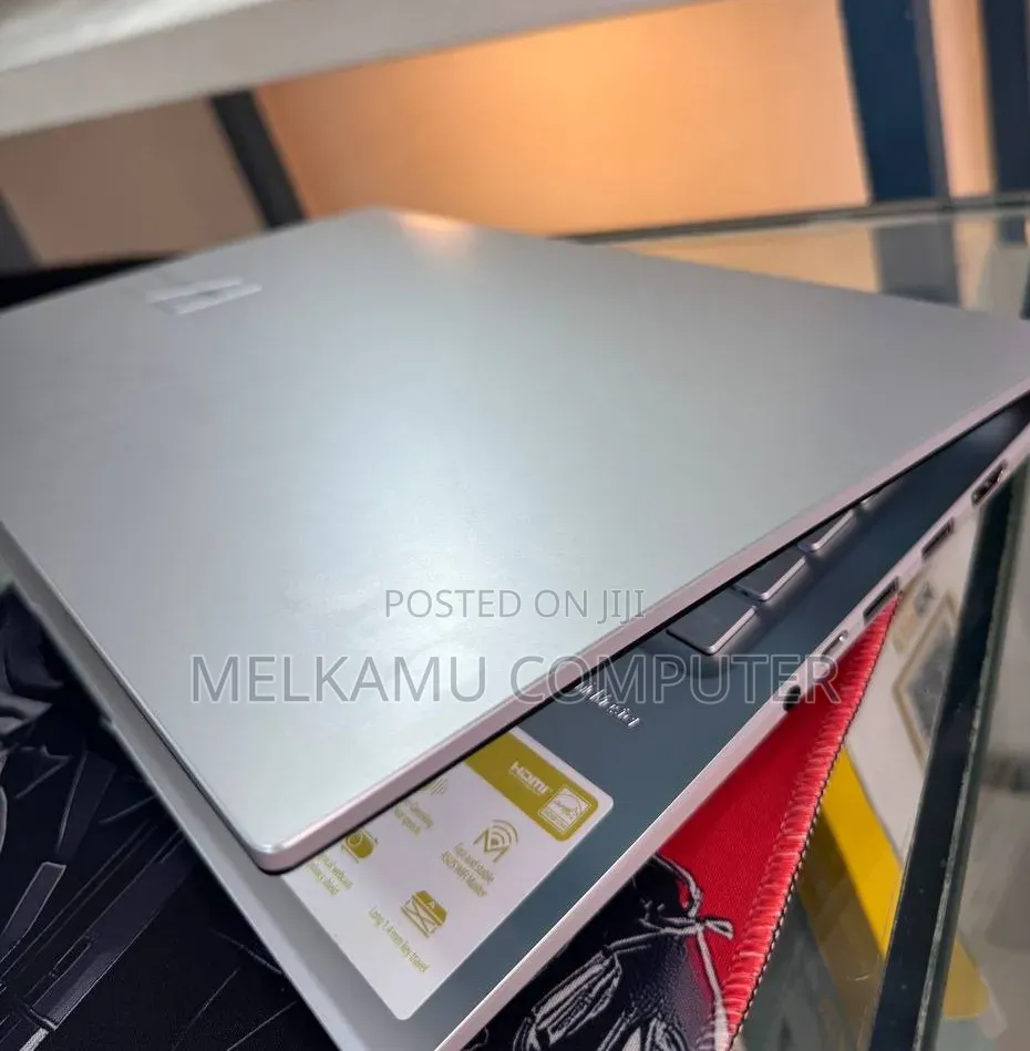 New Laptop Asus Vivobook 15 16GB AMD Ryzen 7 SSD 512GB