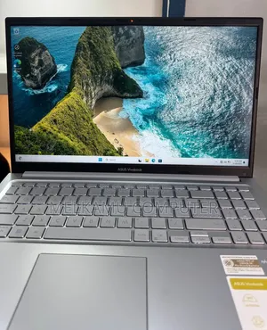 New Laptop Asus Vivobook 15 16GB AMD Ryzen 7 SSD 512GB
